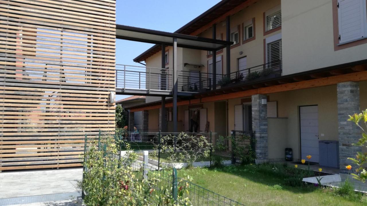 Charme Lake Loft Ispra Exteriér fotografie