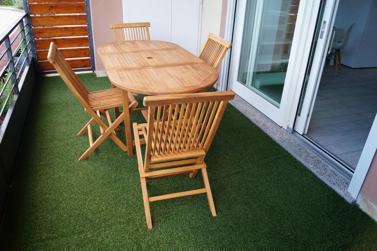 Charme Lake Loft Ispra Exteriér fotografie